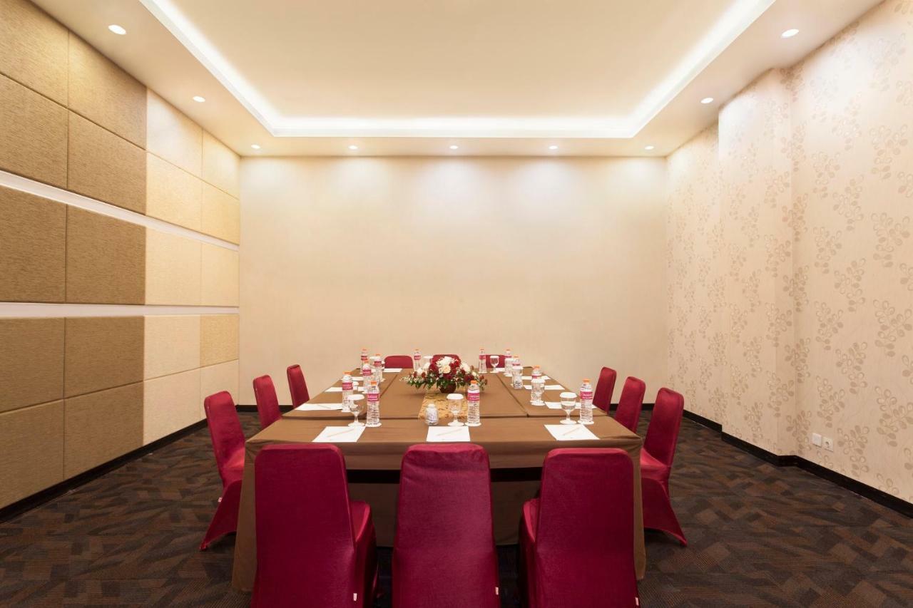 Favehotel Solo Baru Экстерьер фото